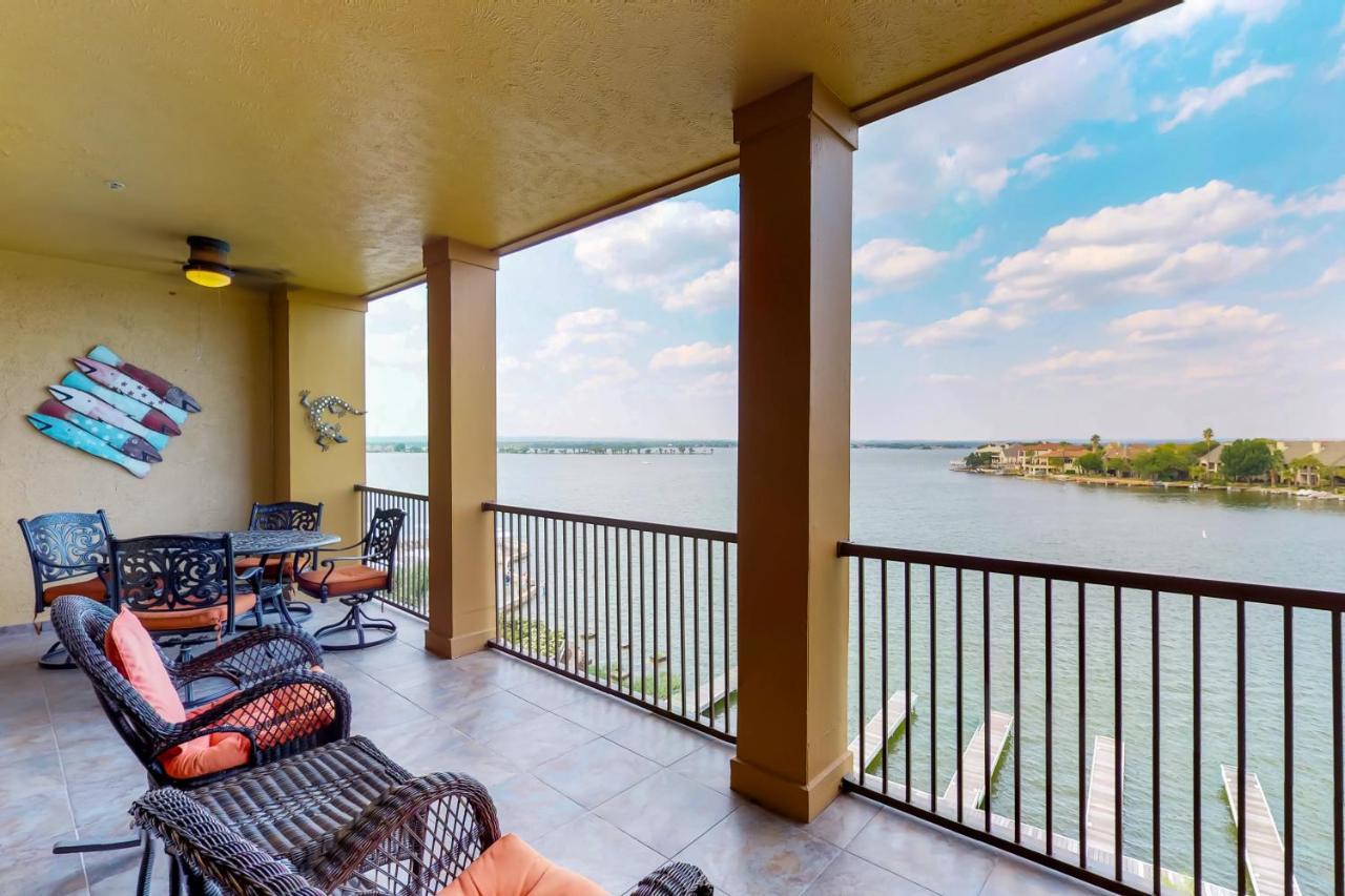 The Waters Condo Building 5 Patriot'S Retreat Horseshoe Bay Exteriör bild